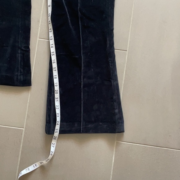 Suistudio Robin flare velvet cropped pants - Picture 10 of 17